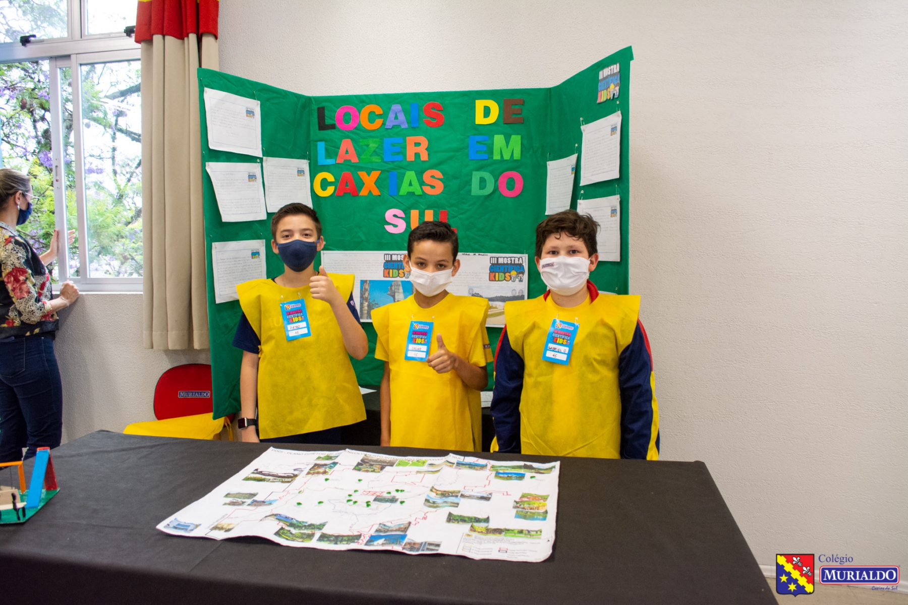 Um ensino que prepara o seu filho para um futuro conectado! No Fundamental  II, os alunos contam com atividades que potencializam talentos e  habilidades, como: teatro, High School, iniciação científica e muito